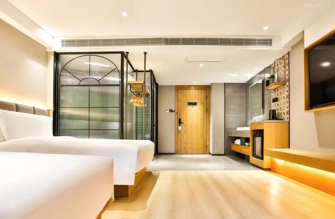 True Go Hotel - Shanghai Jing'An Temple Nanjing West Road Esterno foto
