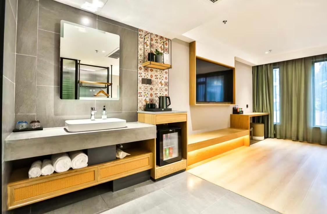 True Go Hotel - Shanghai Jing'An Temple Nanjing West Road Esterno foto