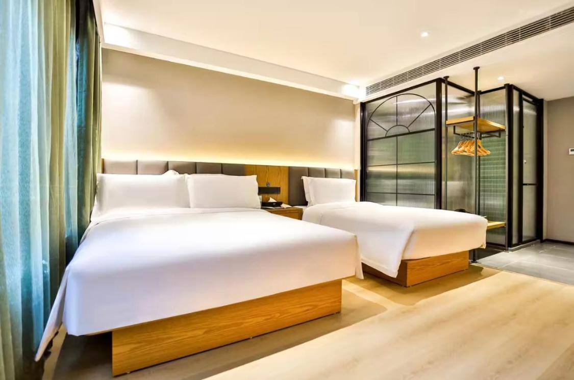 True Go Hotel - Shanghai Jing'An Temple Nanjing West Road Esterno foto
