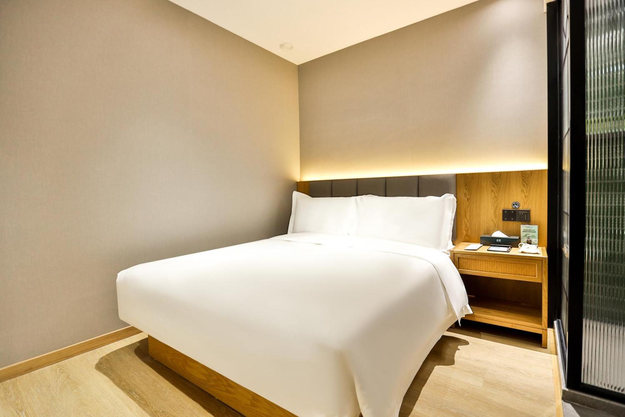 True Go Hotel - Shanghai Jing'An Temple Nanjing West Road Esterno foto